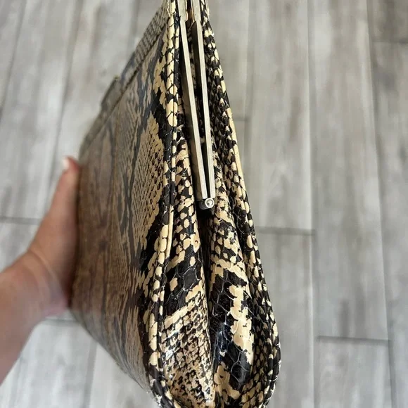 Bob Mackie dressy faux snake clutch​ - Picture 5 of 7